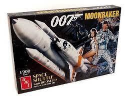 1208, 007 Moonraker Space Shuttle with Boosters, 1/200, AMT.
